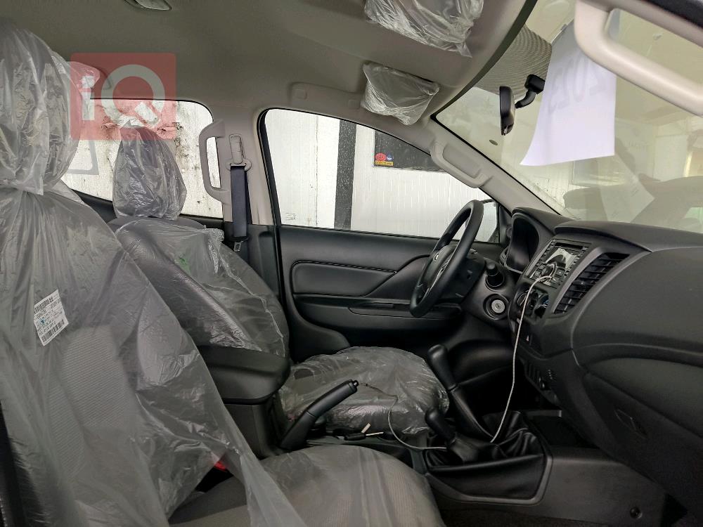 میتسوبیشی L200